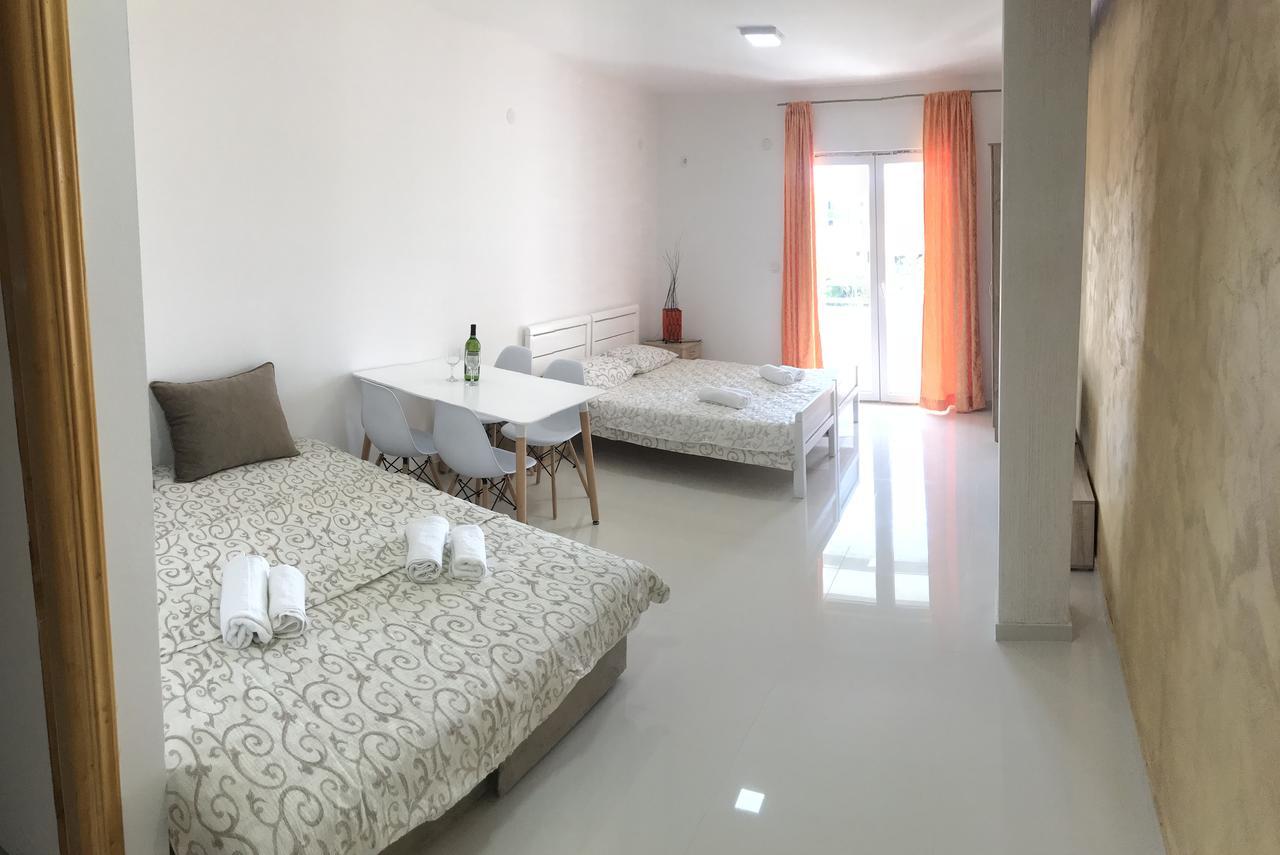 Apartments As Будва Екстериор снимка